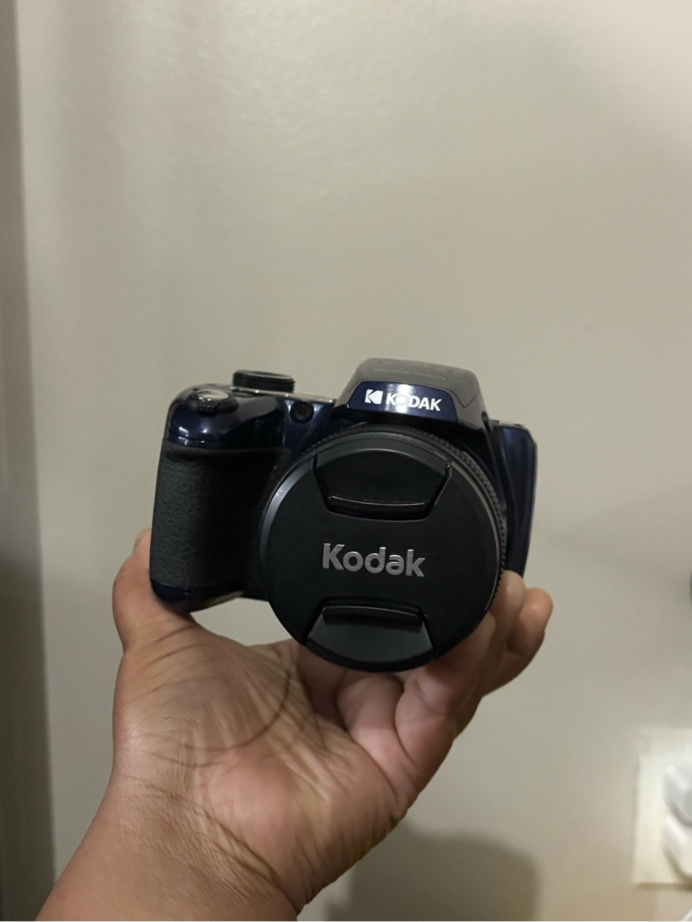 Kodak pixpro  az528 camera